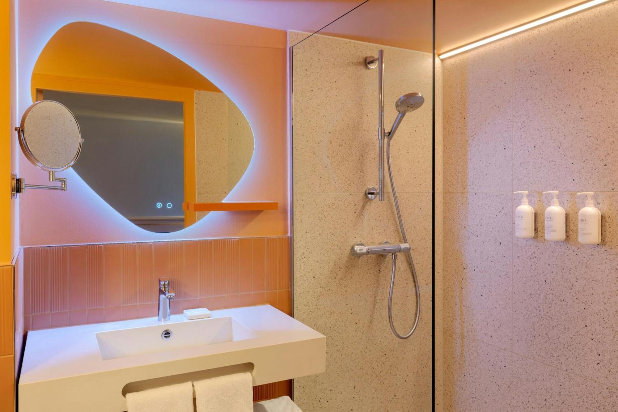 The Rebyl, Nijmegen, A Tribute Portfolio Hotel Εξωτερικό φωτογραφία